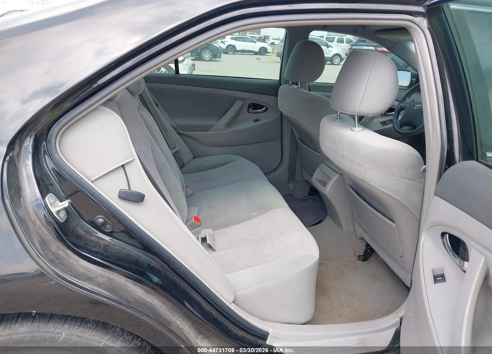 2011 TOYOTA CAMRY LE VIN: 4T1BF3EK6BU676026