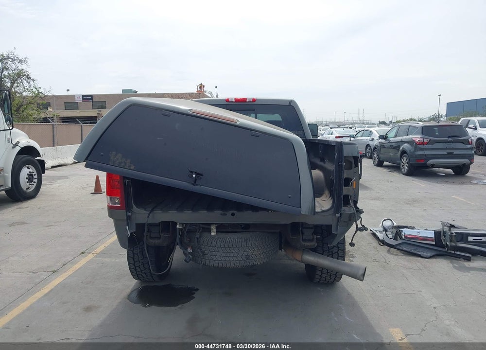 2011 GMC SIERRA 2500HD SLT VIN: 1GT121C87BF210732