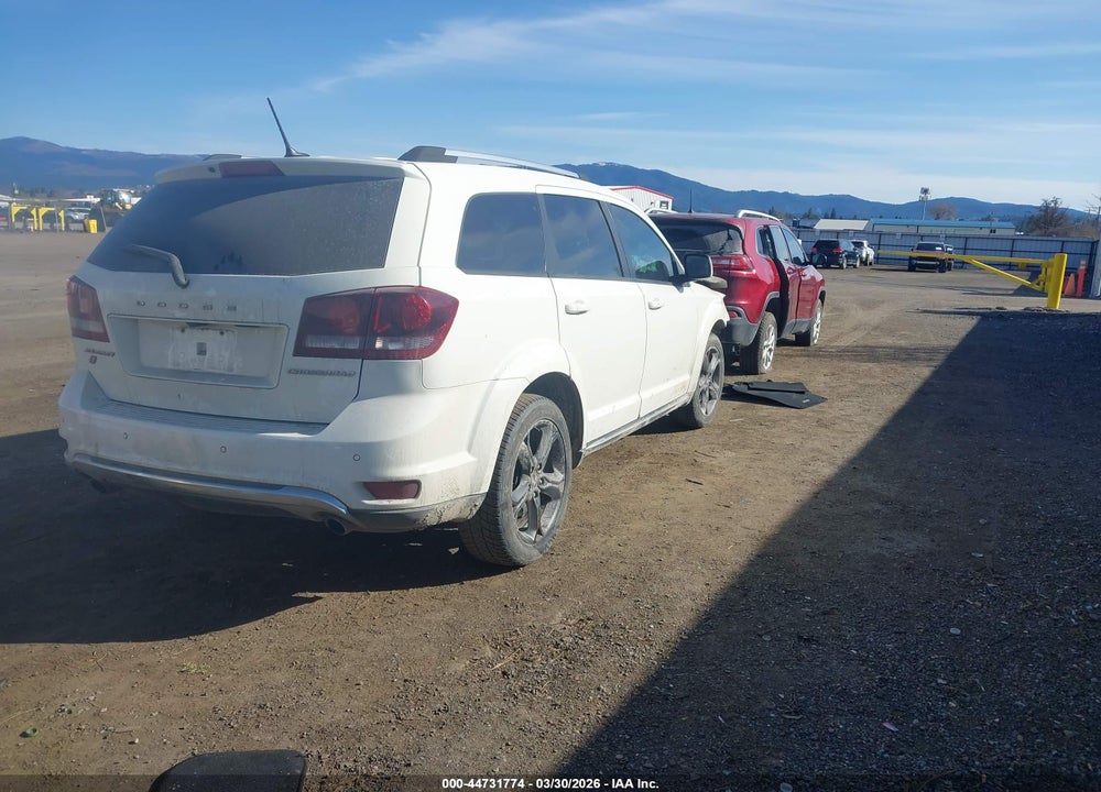 2018 DODGE JOURNEY CROSSROAD AWD VIN: 3C4PDDGG8JT311175