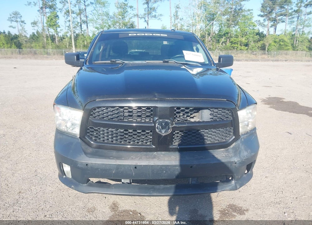 2018 RAM 1500 EXPRESS 4X4 5'7 BOX VIN: 3C6RR7KT7JG219457