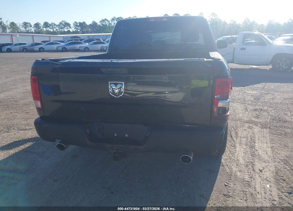 2018 RAM 1500 EXPRESS 4X4 5'7 BOX VIN: 3C6RR7KT7JG219457