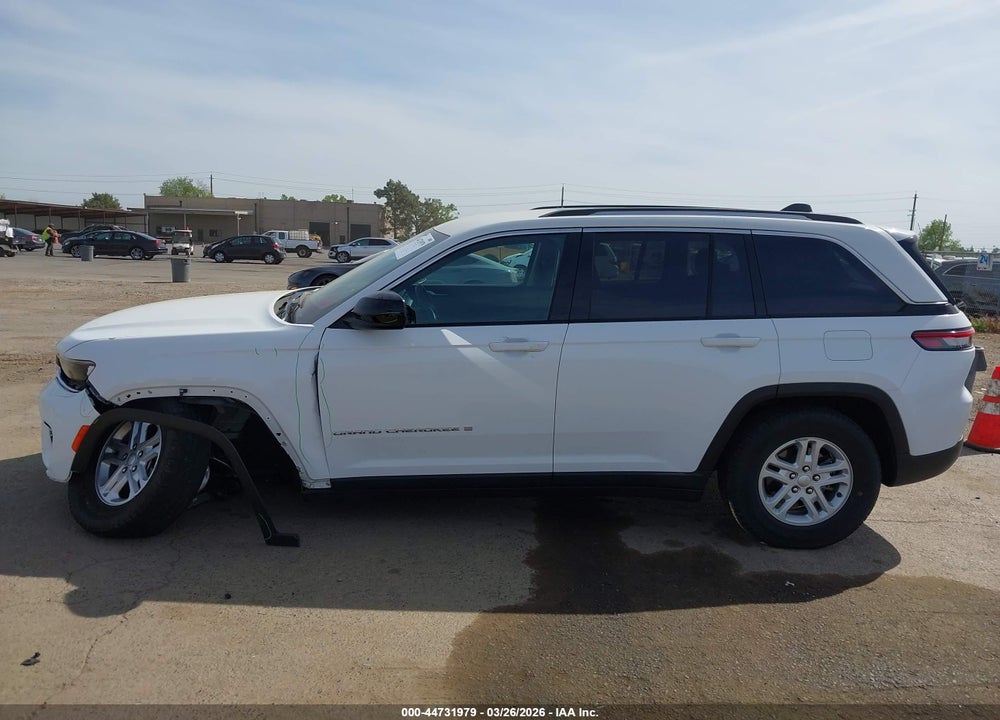 2023 JEEP GRAND CHEROKEE LAREDO 4X4 VIN: 1C4RJHAG4PC674482