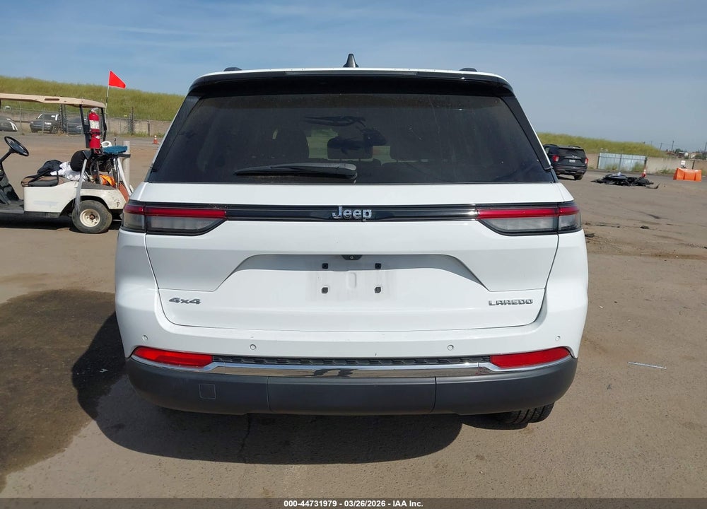 2023 JEEP GRAND CHEROKEE LAREDO 4X4 VIN: 1C4RJHAG4PC674482