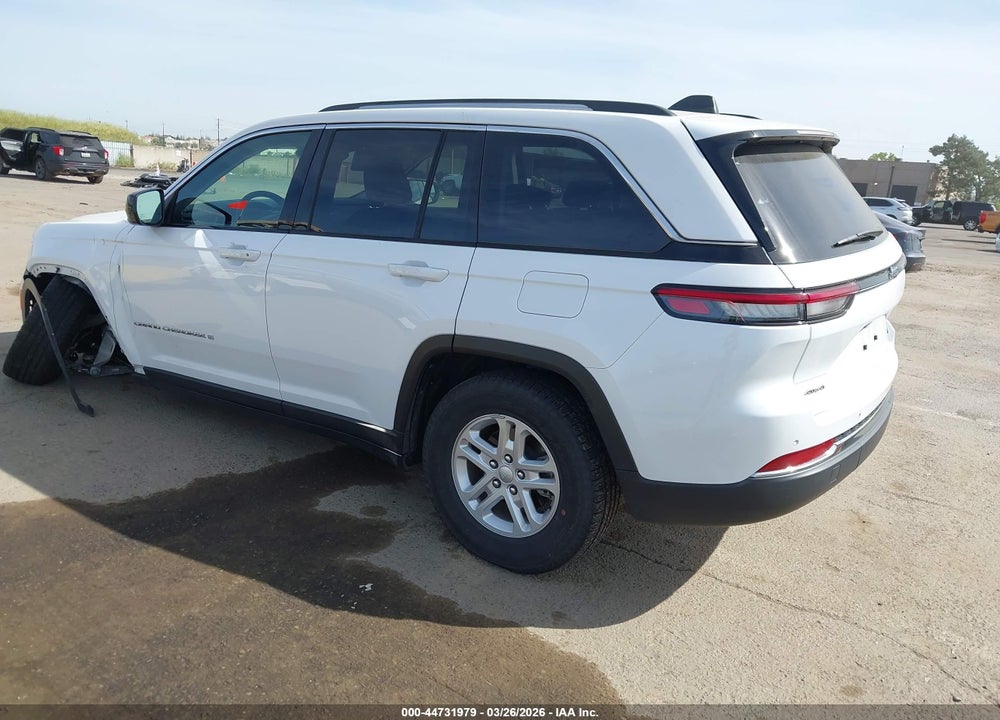 2023 JEEP GRAND CHEROKEE LAREDO 4X4 VIN: 1C4RJHAG4PC674482