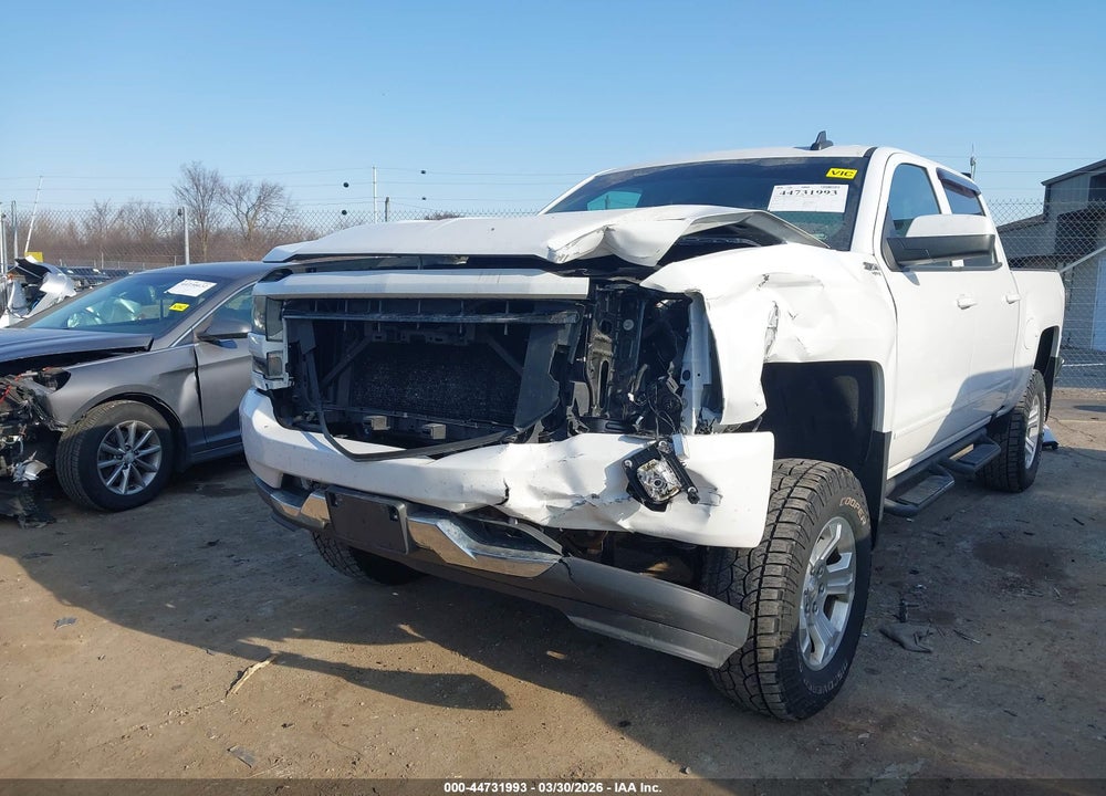 2016 CHEVROLET SILVERADO 1500 2LT VIN: 3GCUKREC4GG111367