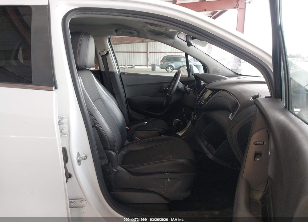 2017 CHEVROLET TRAX LT VIN: 3GNCJLSB8HL225623
