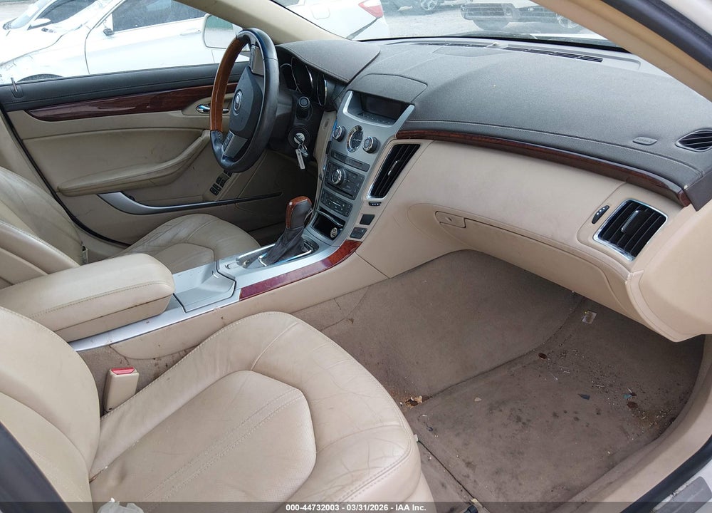 2011 CADILLAC CTS LUXURY VIN: 1G6DG5EY0B0131377