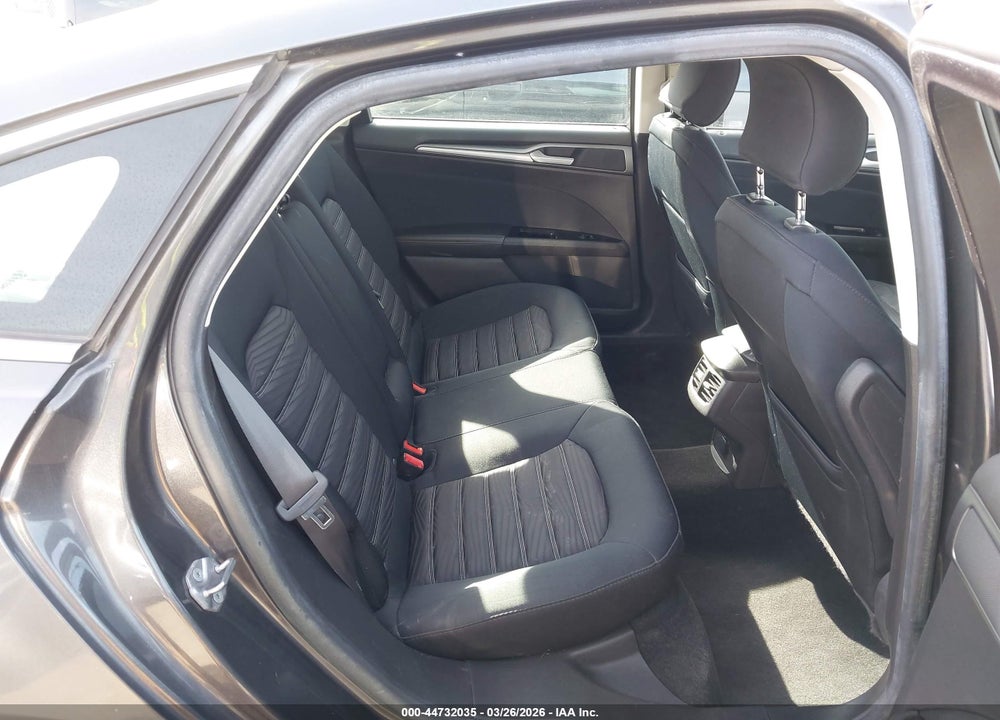 2016 FORD FUSION SE VIN: 3FA6P0H75GR158423