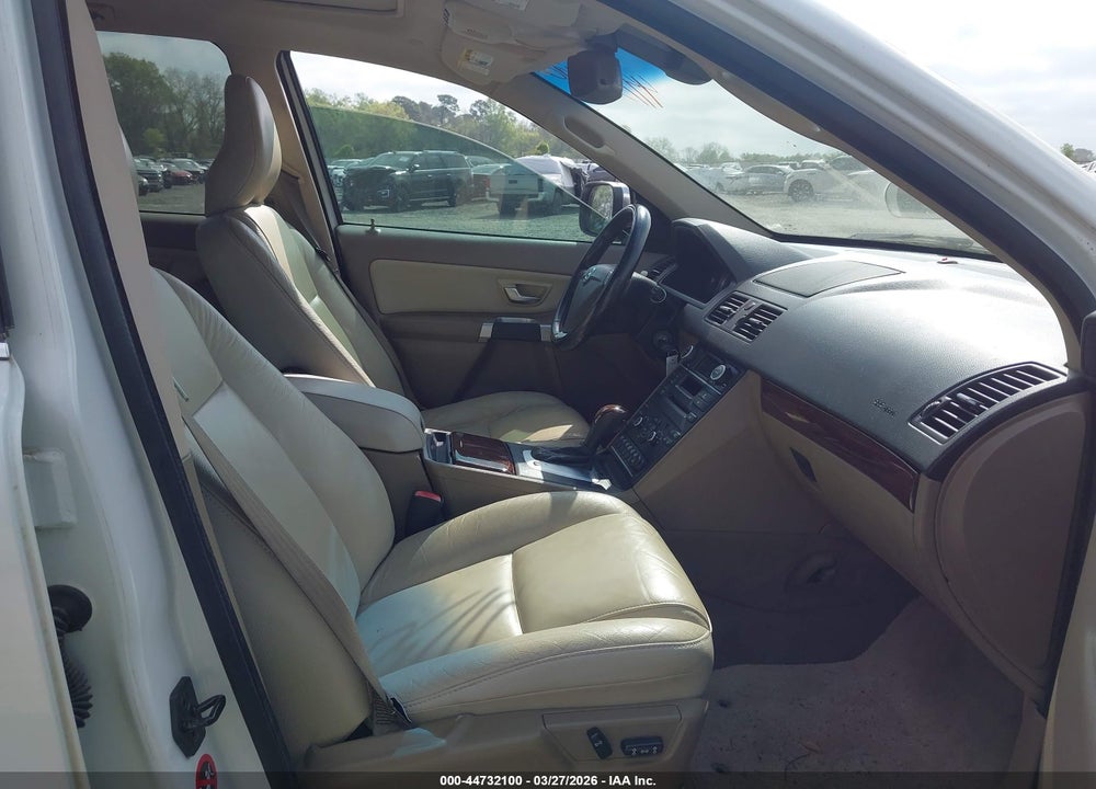 2014 VOLVO XC90 3.2 VIN: YV4952CY0E1681443