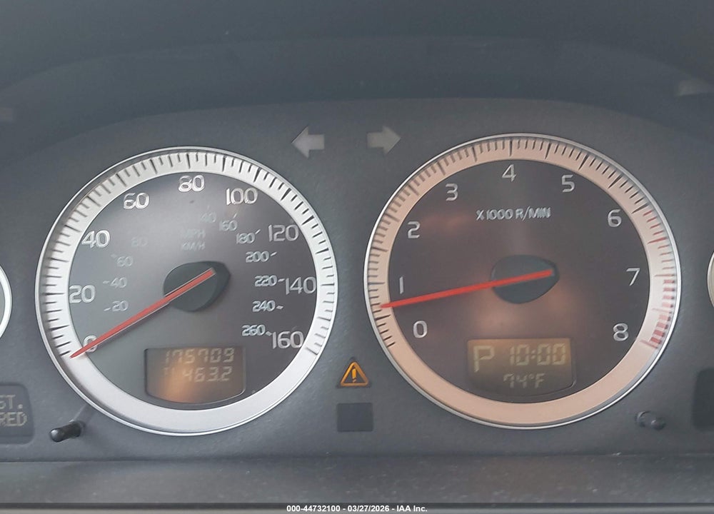 2014 VOLVO XC90 3.2 VIN: YV4952CY0E1681443