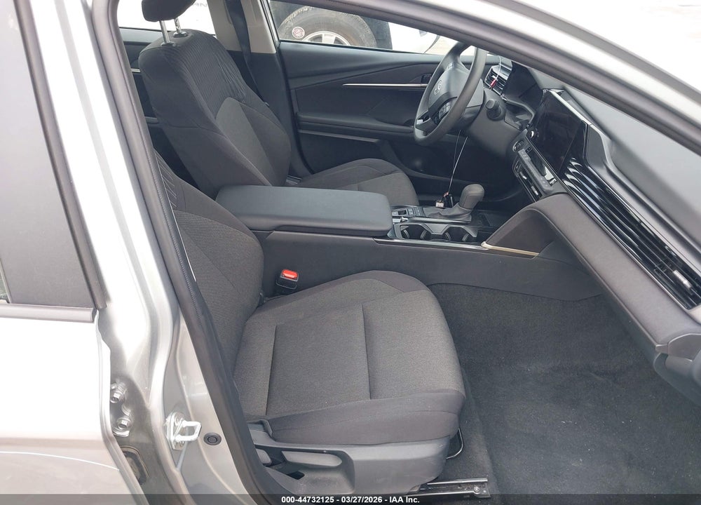 2025 TOYOTA CAMRY LE VIN: 4T1DAACK8SU583975