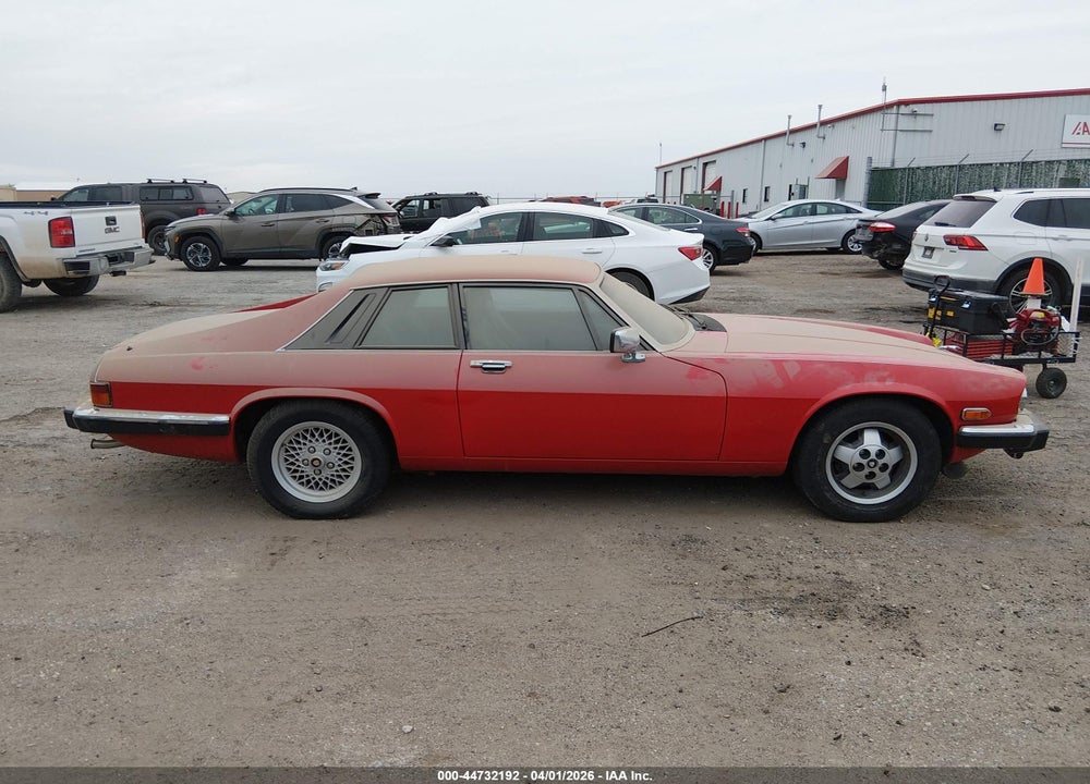 1989 JAGUAR XJS VIN: SAJNA5845KC149160