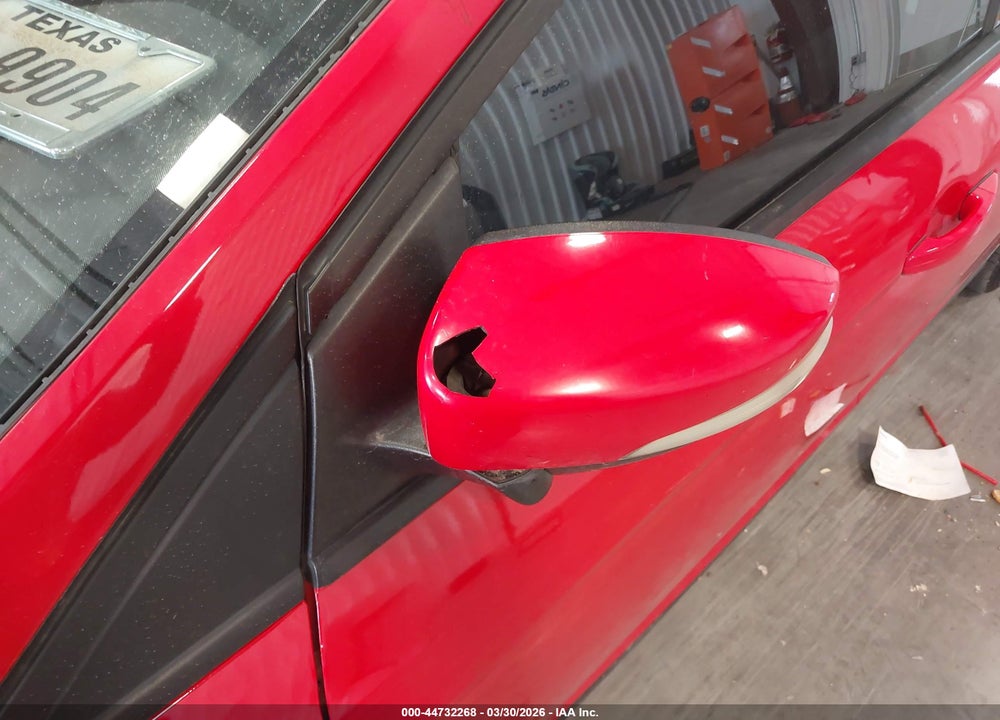 2014 FORD FOCUS SE VIN: 1FADP3F21EL263861
