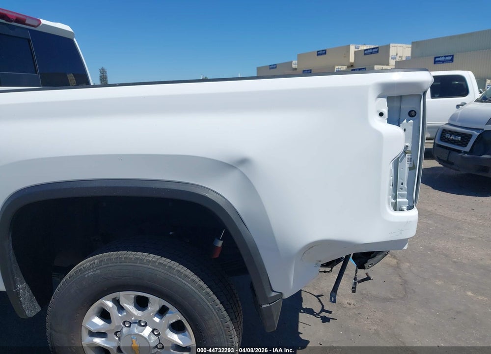 2025 CHEVROLET SILVERADO 2500HD 4WD  STANDARD BED LT VIN: 1GC4KNEYXSF175430