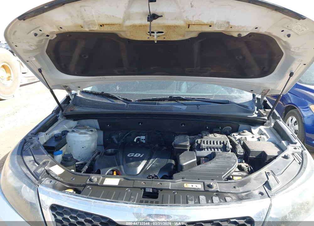 2013 KIA SORENTO LX VIN: 5XYKT3A6XDG418120