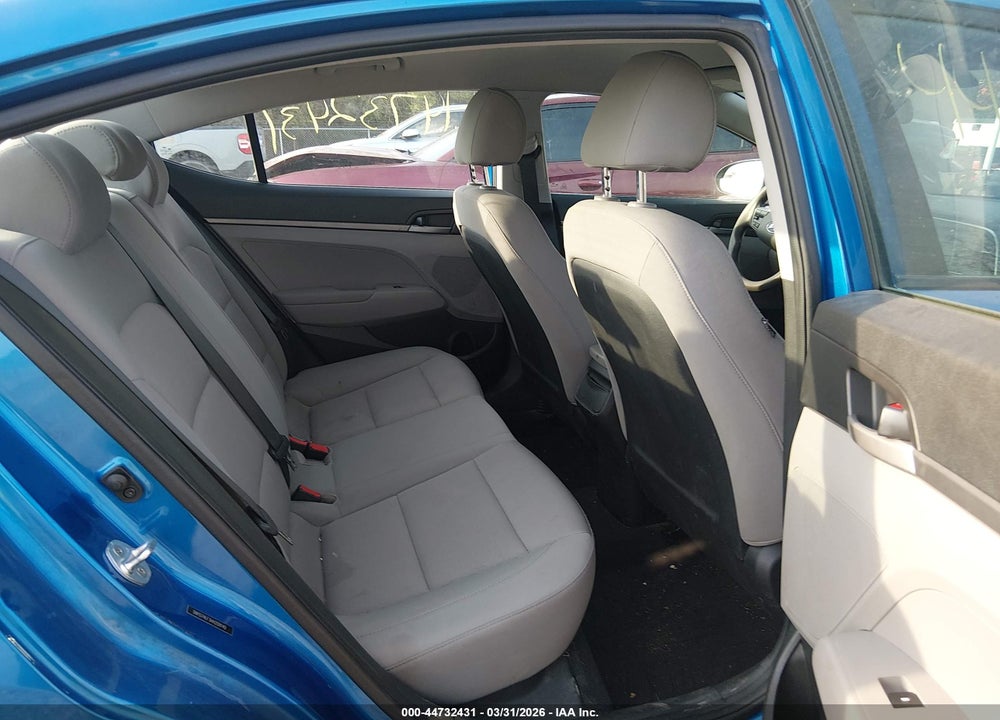 2017 HYUNDAI ELANTRA SE VIN: 5NPD74LF3HH209140