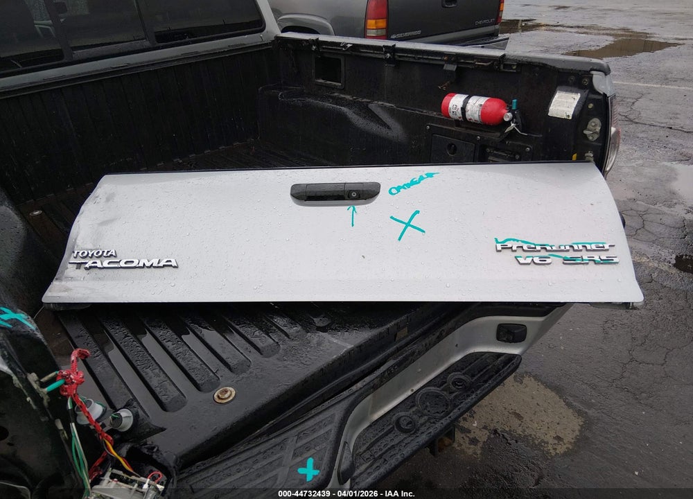 2010 TOYOTA TACOMA PRERUNNER V6 VIN: 3TMJU4GN2AM107891