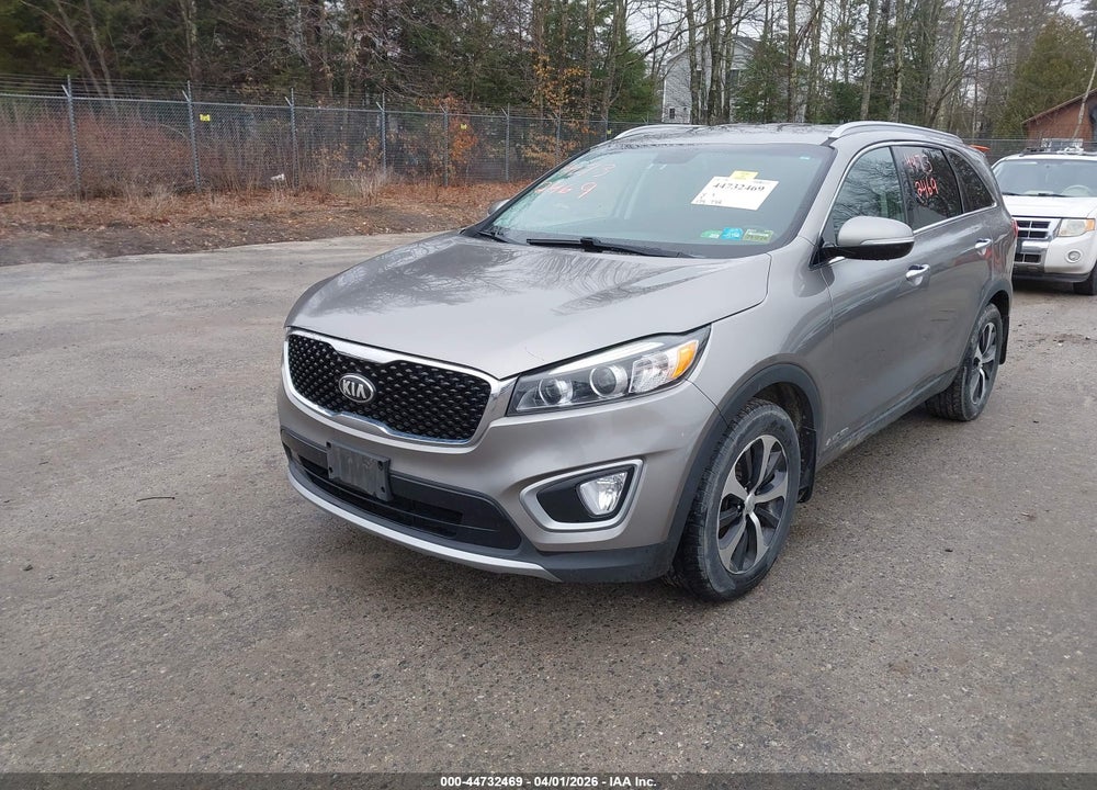 2017 KIA SORENTO 3.3L EX VIN: 5XYPHDA57HG305364