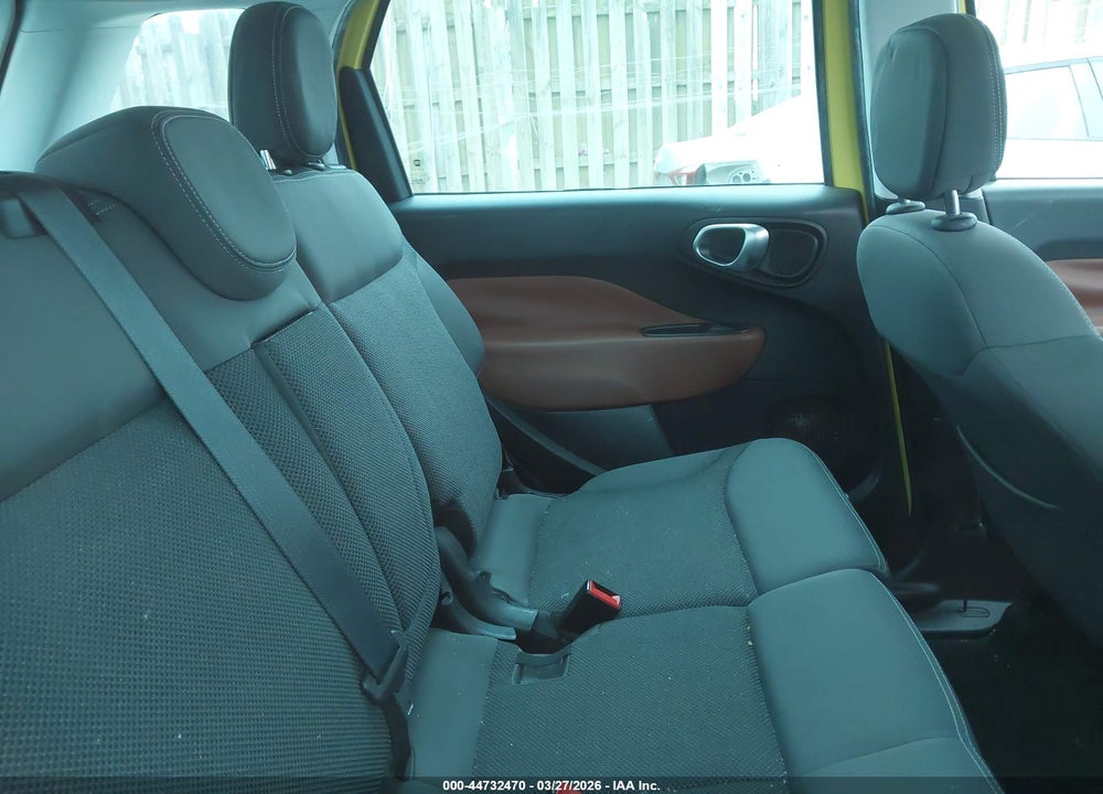 2014 FIAT 500L TREKKING VIN: ZFBCFADH9EZ020044