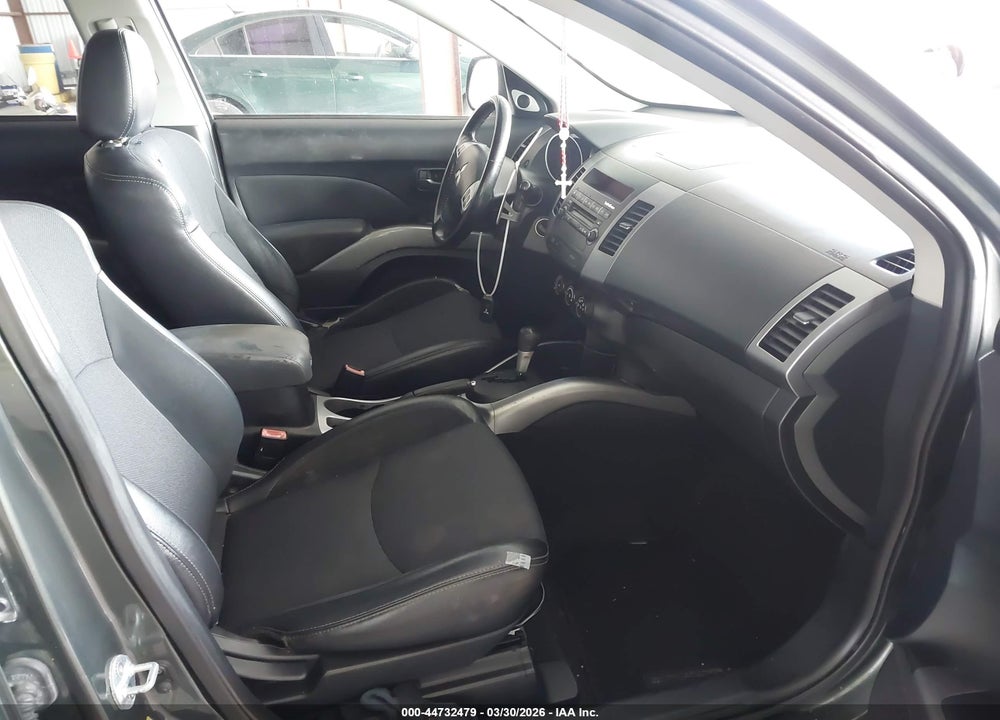 2008 MITSUBISHI OUTLANDER SE VIN: JA4LT31W68Z011272