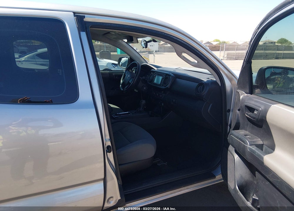 2017 TOYOTA TACOMA SR VIN: 5TFRX5GNXHX088639