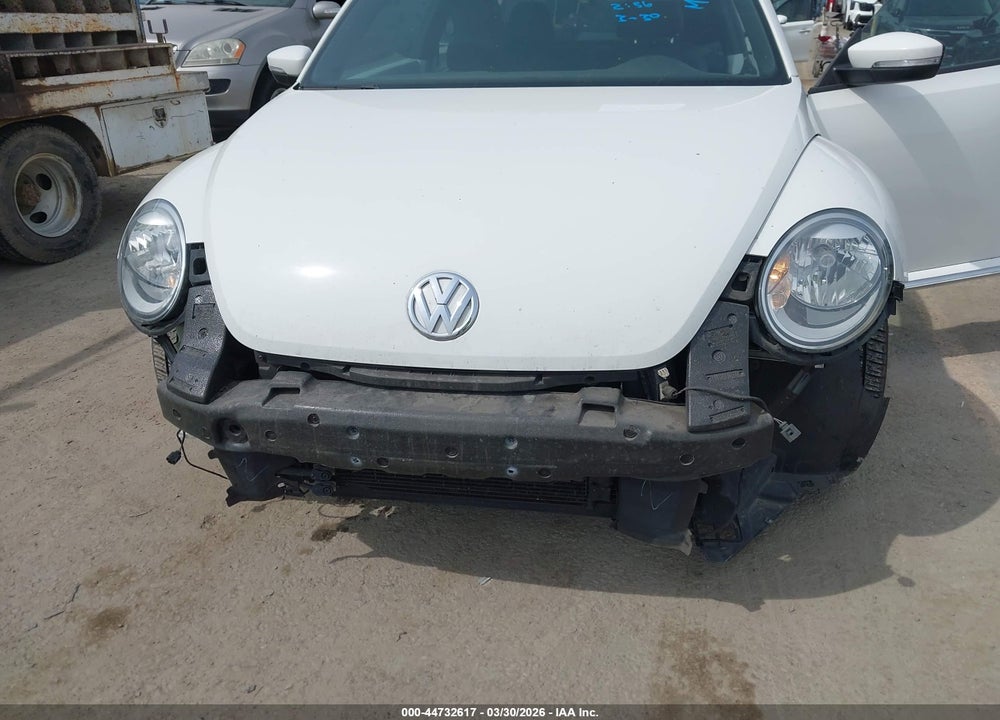 2012 VOLKSWAGEN BEETLE 2.5L VIN: 3VWJP7AT0CM638992