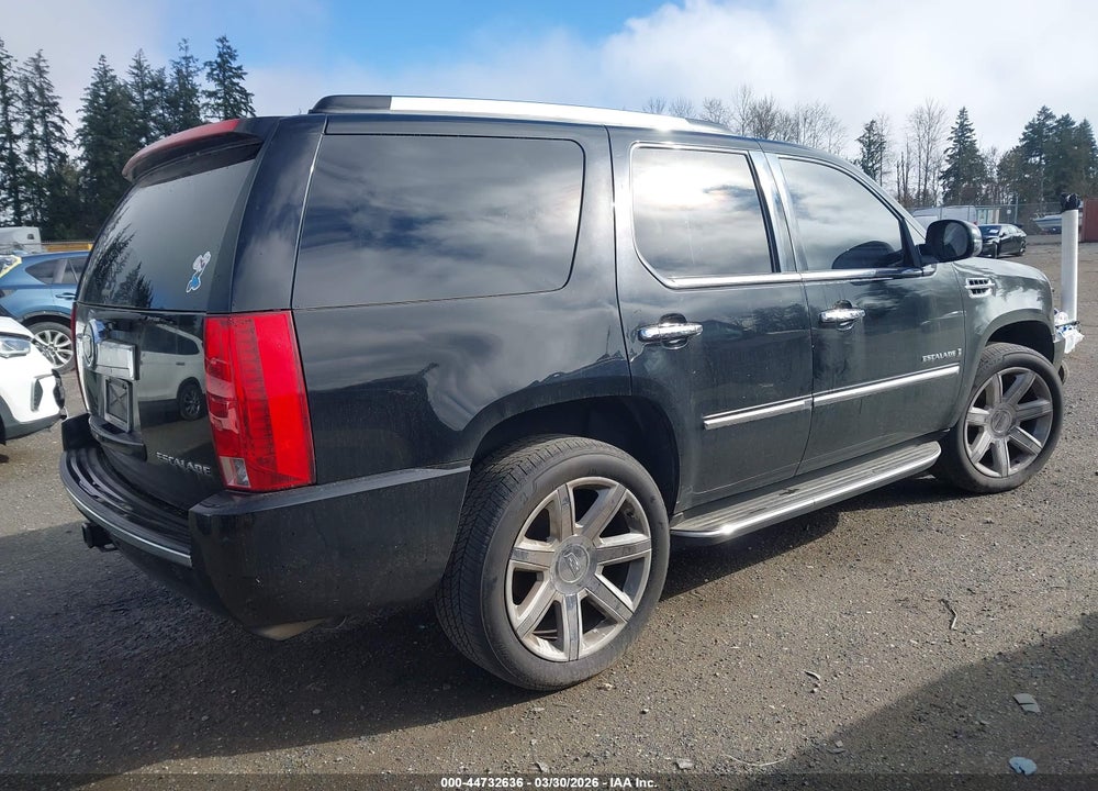 2008 CADILLAC ESCALADE STANDARD VIN: 1GYFK63818R164190