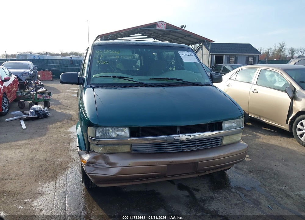 2002 CHEVROLET ASTRO LS VIN: 1GNDM19X82B111941