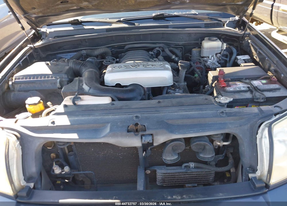 2005 TOYOTA 4RUNNER SR5 V8 VIN: JTEBT14R858027711