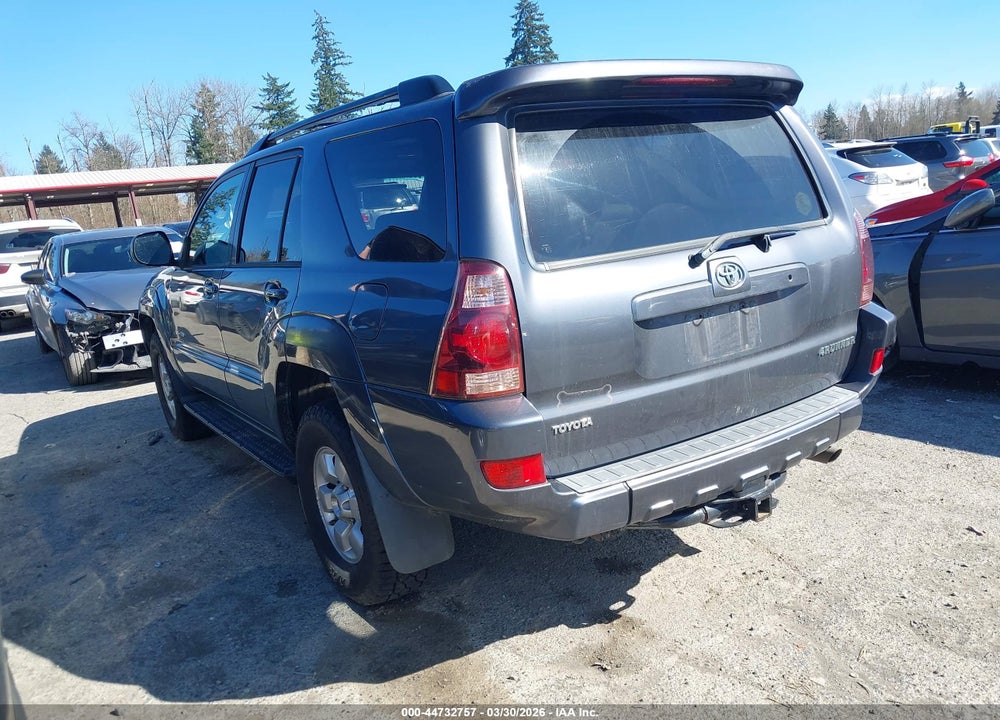 2005 TOYOTA 4RUNNER SR5 V8 VIN: JTEBT14R858027711