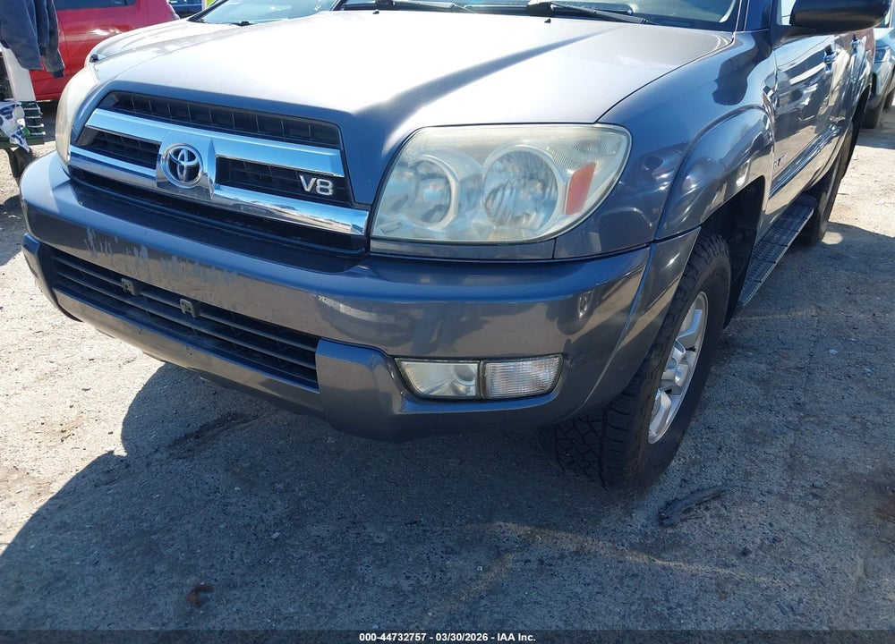 2005 TOYOTA 4RUNNER SR5 V8 VIN: JTEBT14R858027711