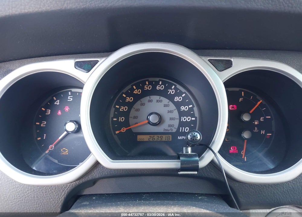 2005 TOYOTA 4RUNNER SR5 V8 VIN: JTEBT14R858027711