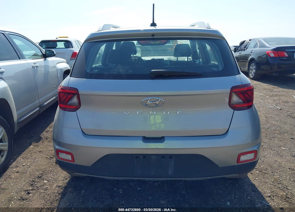 2025 HYUNDAI VENUE SEL VIN: KMHRC8A37SU380208
