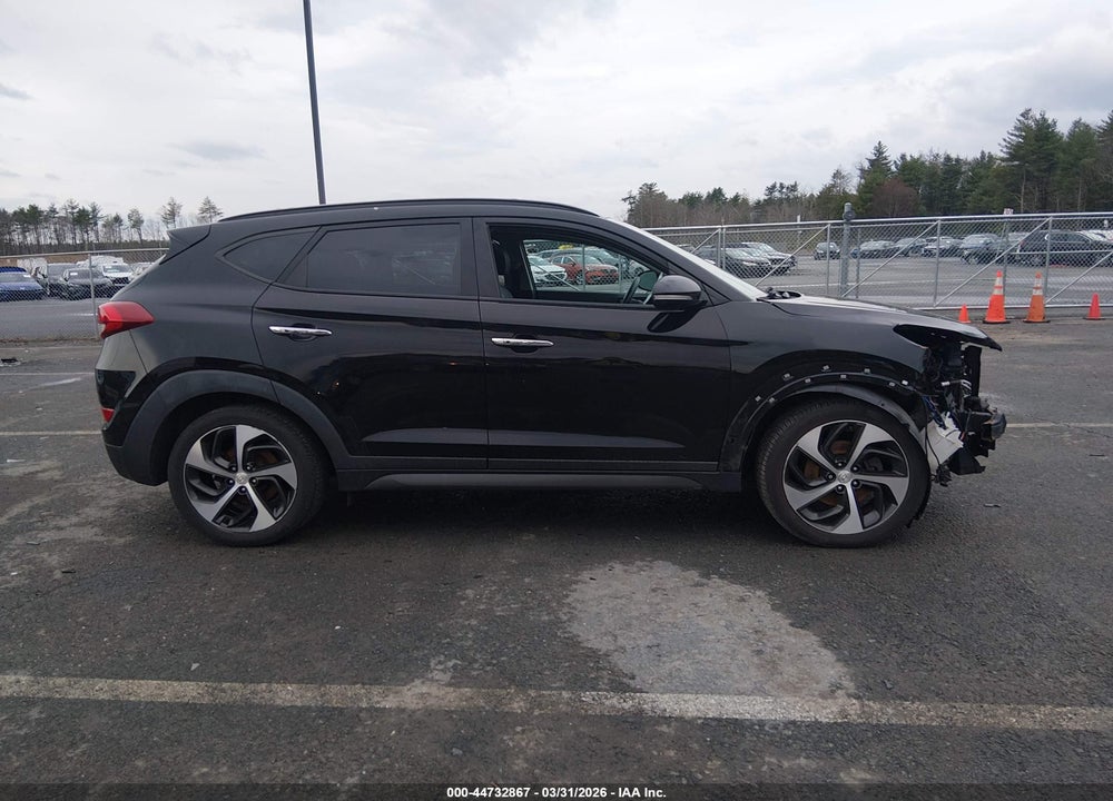 2016 HYUNDAI TUCSON LIMITED VIN: KM8J3CA25GU113843