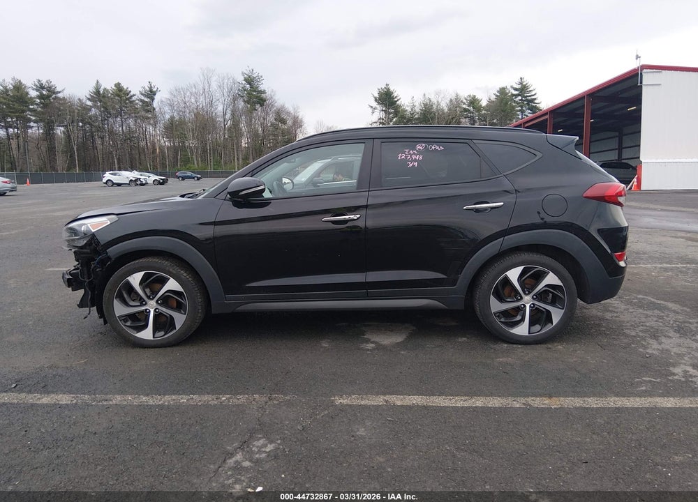 2016 HYUNDAI TUCSON LIMITED VIN: KM8J3CA25GU113843