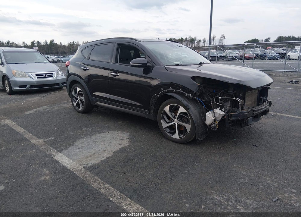 2016 HYUNDAI TUCSON LIMITED VIN: KM8J3CA25GU113843
