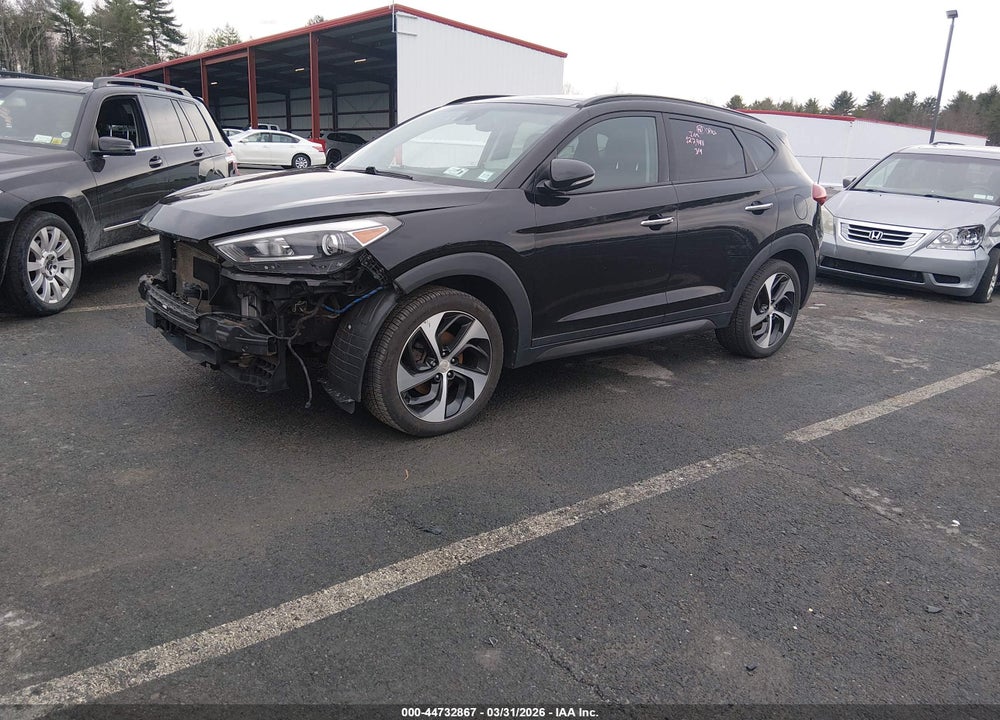 2016 HYUNDAI TUCSON LIMITED VIN: KM8J3CA25GU113843