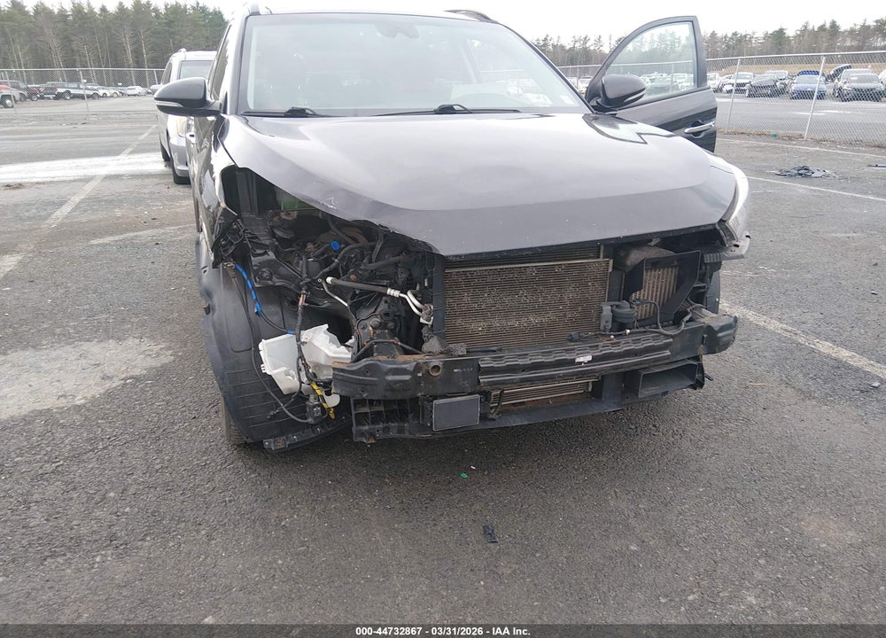 2016 HYUNDAI TUCSON LIMITED VIN: KM8J3CA25GU113843