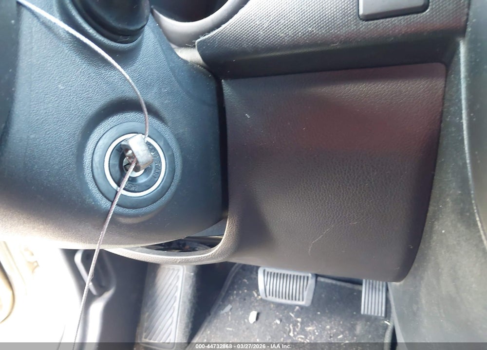 2013 KIA SOUL + VIN: KNDJT2A60D7505348