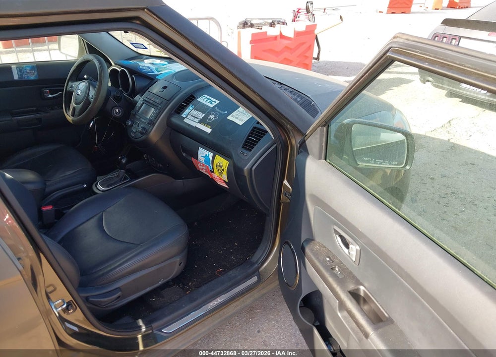 2013 KIA SOUL + VIN: KNDJT2A60D7505348