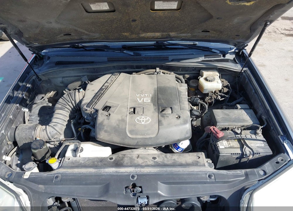 2004 TOYOTA 4RUNNER SR5 V6 VIN: JTEBU14RX40051907