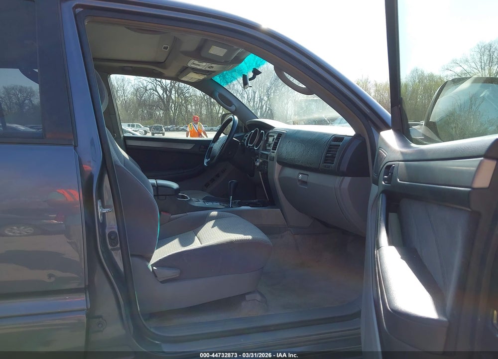 2004 TOYOTA 4RUNNER SR5 V6 VIN: JTEBU14RX40051907