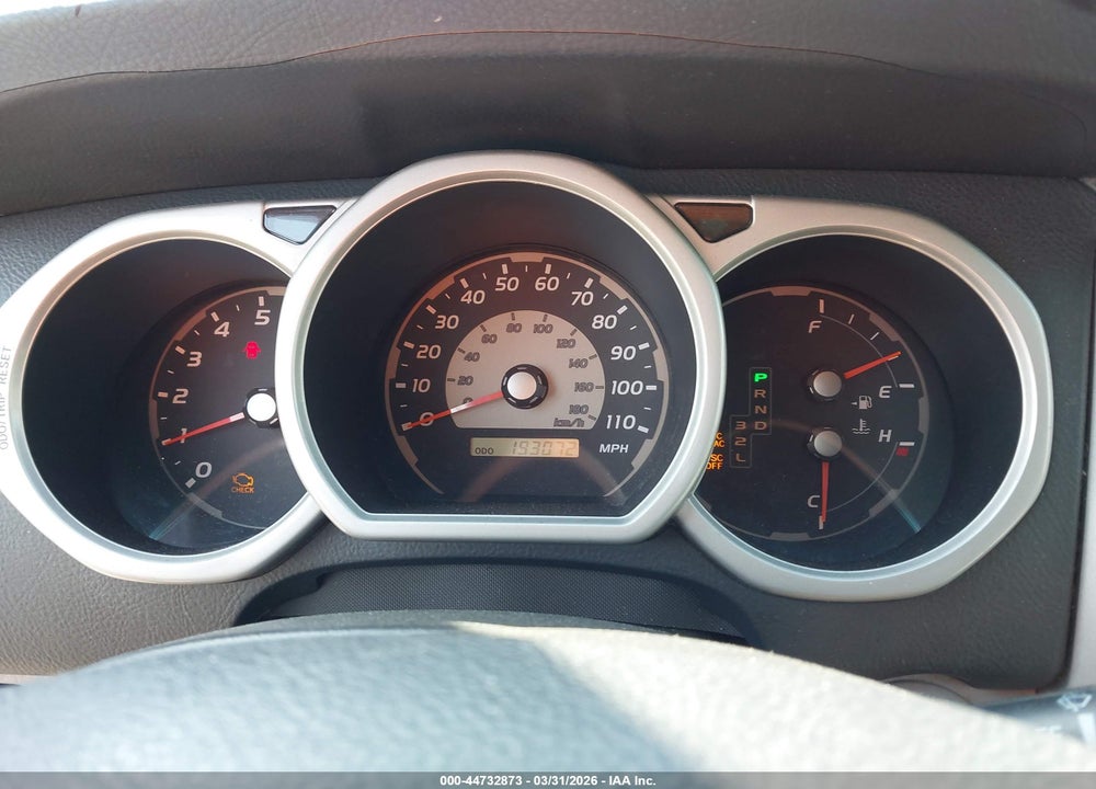 2004 TOYOTA 4RUNNER SR5 V6 VIN: JTEBU14RX40051907