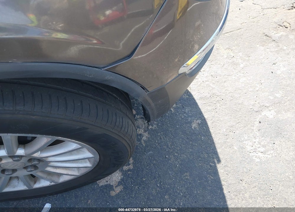 2010 BUICK ENCLAVE CX VIN: 5GALRAED0AJ153382