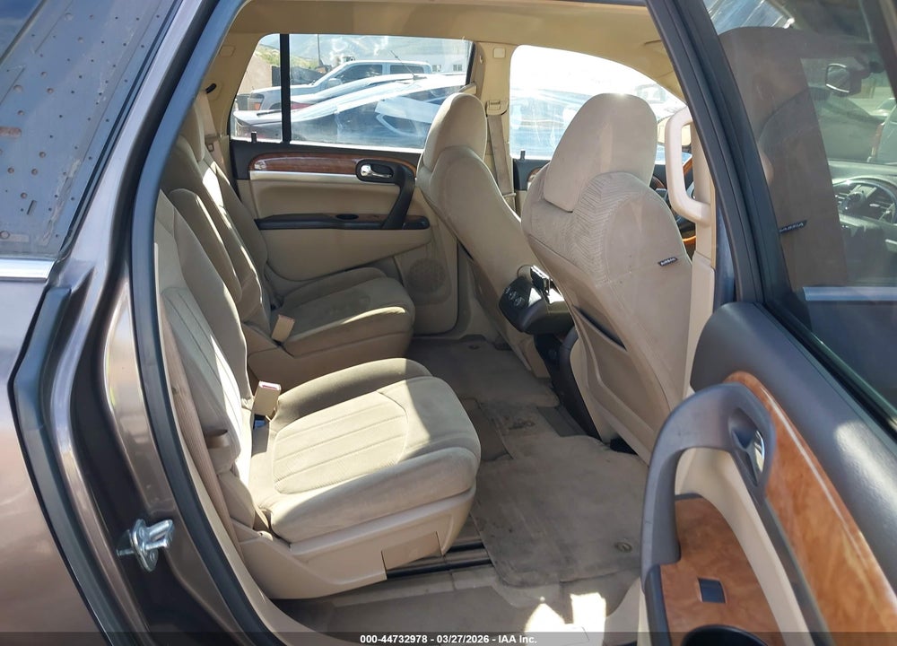 2010 BUICK ENCLAVE CX VIN: 5GALRAED0AJ153382