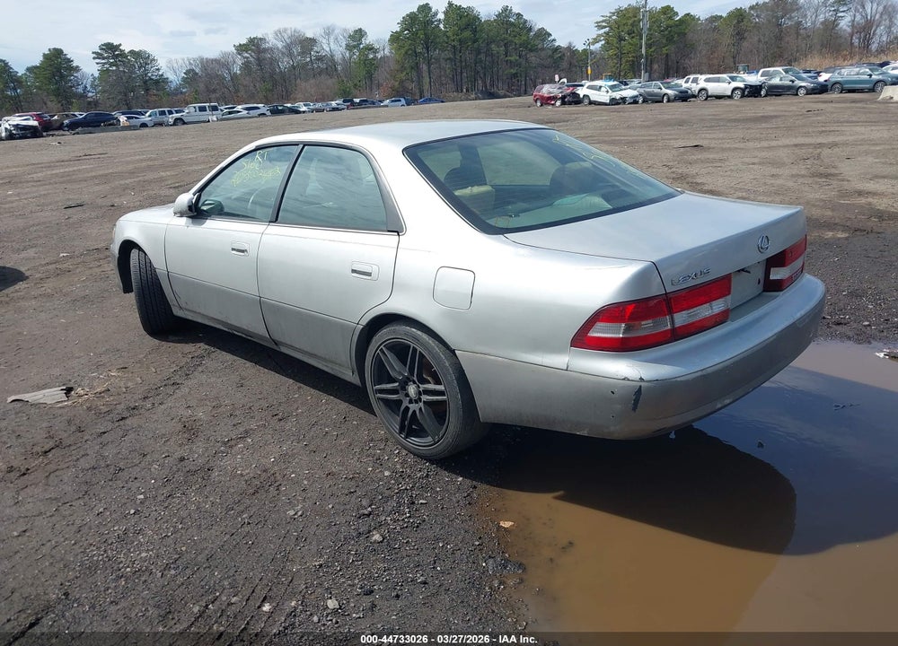 2000 LEXUS ES 300 VIN: JT8BF28G1Y5077106