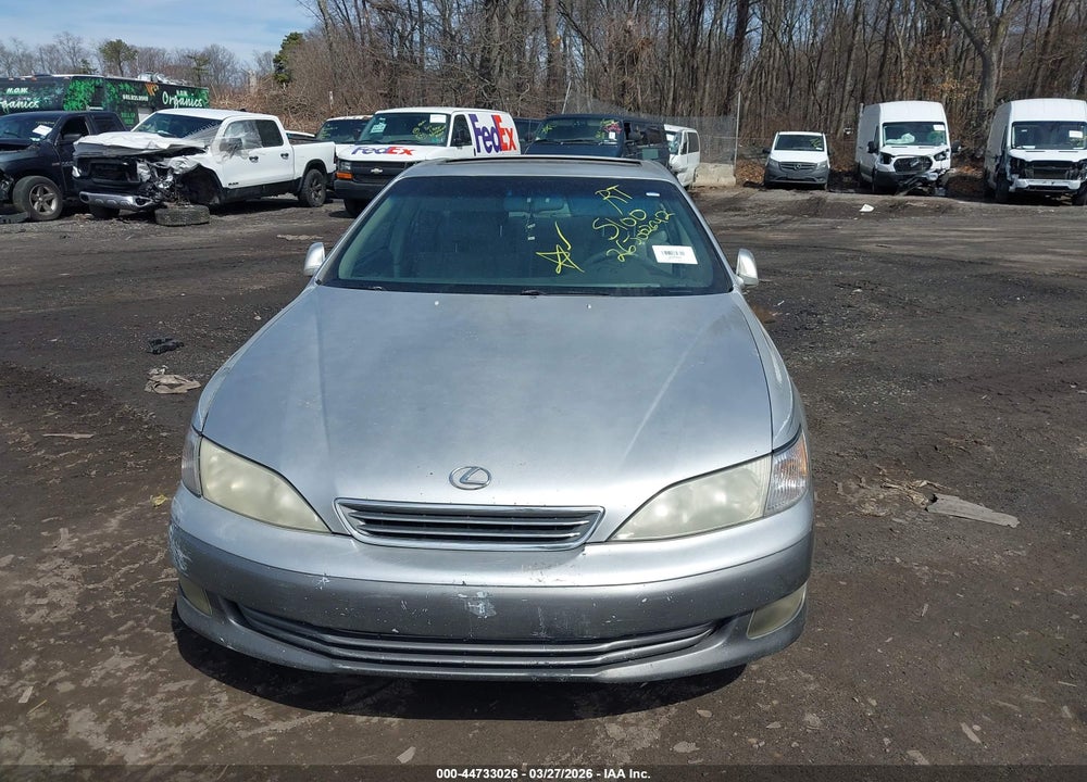 2000 LEXUS ES 300 VIN: JT8BF28G1Y5077106