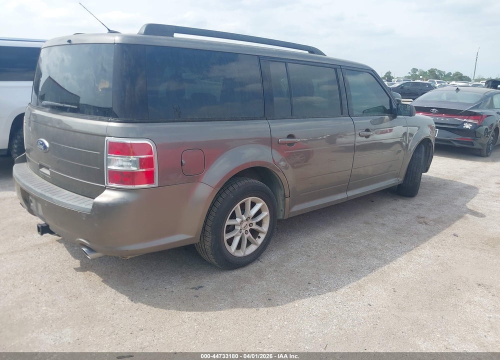 2013 FORD FLEX SE VIN: 2FMGK5B83DBD32197