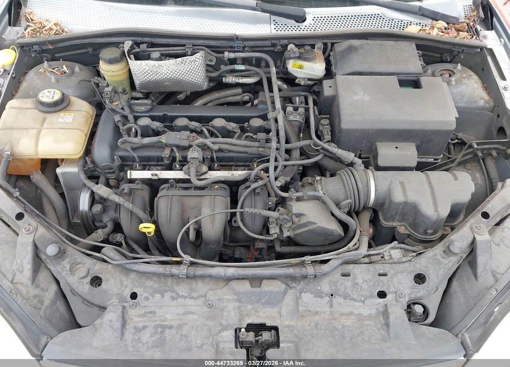 2005 FORD FOCUS ZX4 VIN: 1FAFP34N85W302658