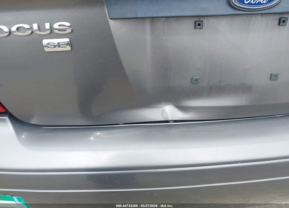 2005 FORD FOCUS ZX4 VIN: 1FAFP34N85W302658